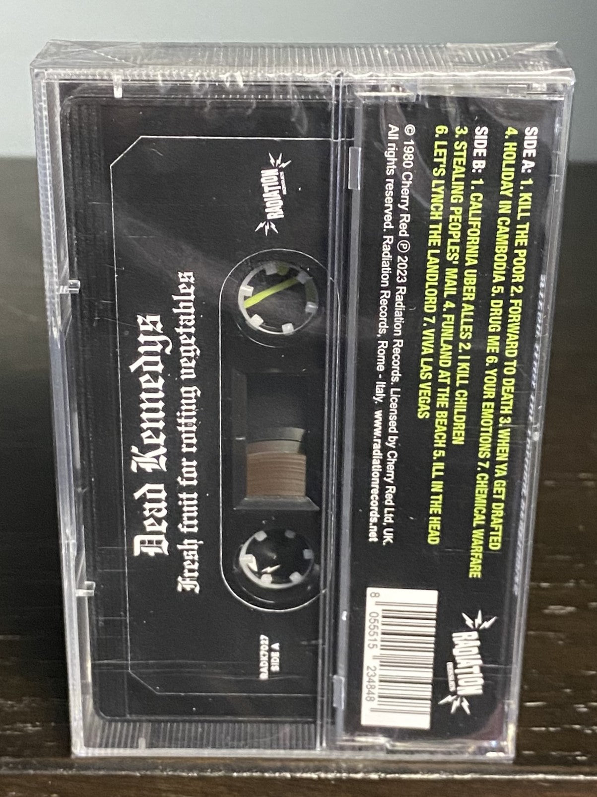 DEAD KENNEDYS – Fresh Fruit For Rotting Vegetables Cassette
