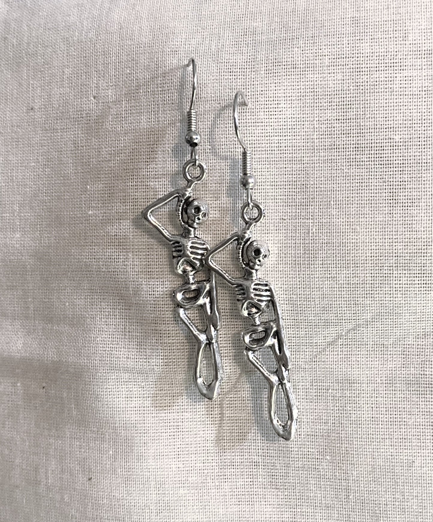 Skeleton Noose Earring