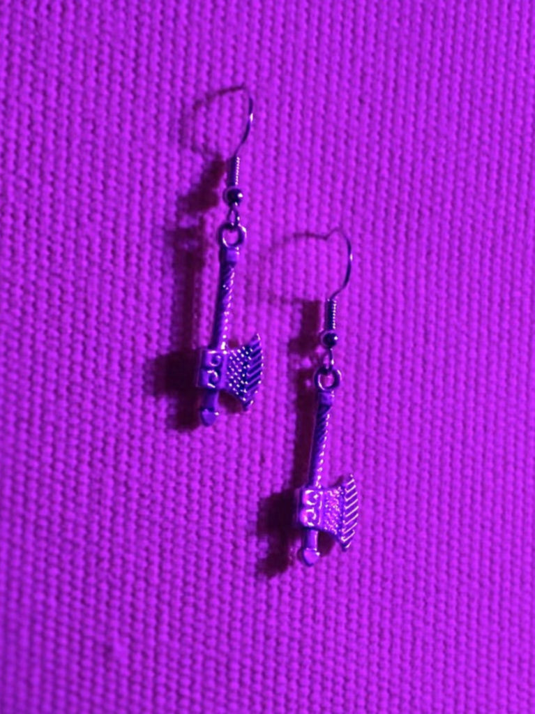 Hatchet Earring