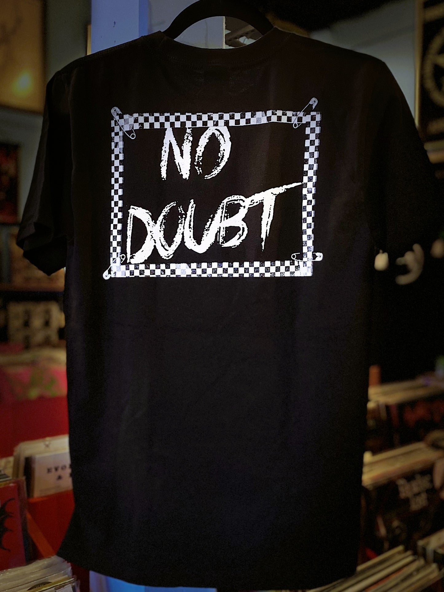 NO DOUBT | Milk Drinkin' T-Shirt