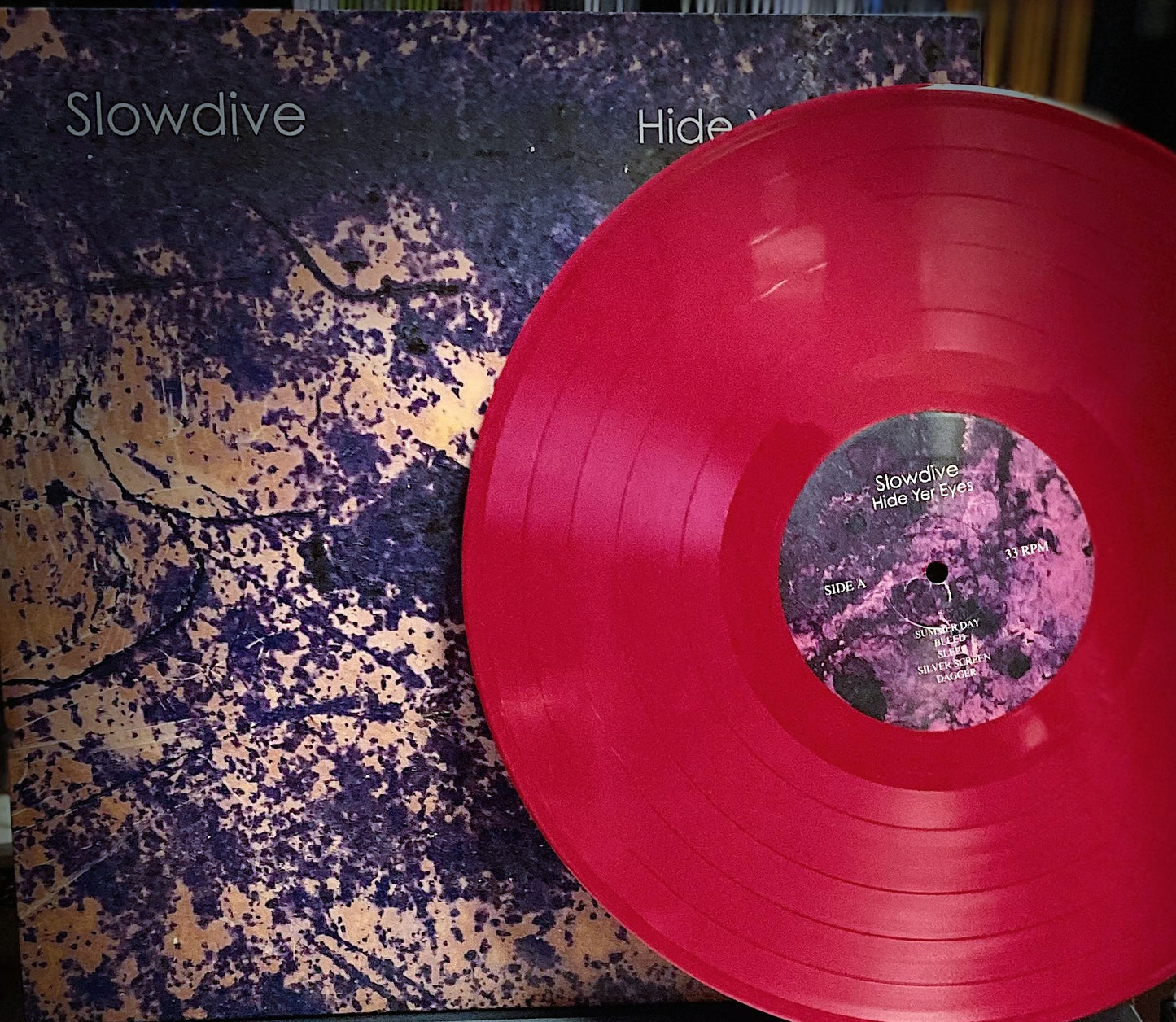 SLOWDIVE – Hide Yer Eyes LP (cranberry red vinyl)