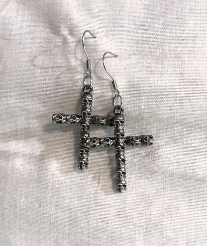 Skull Crucifix Earring