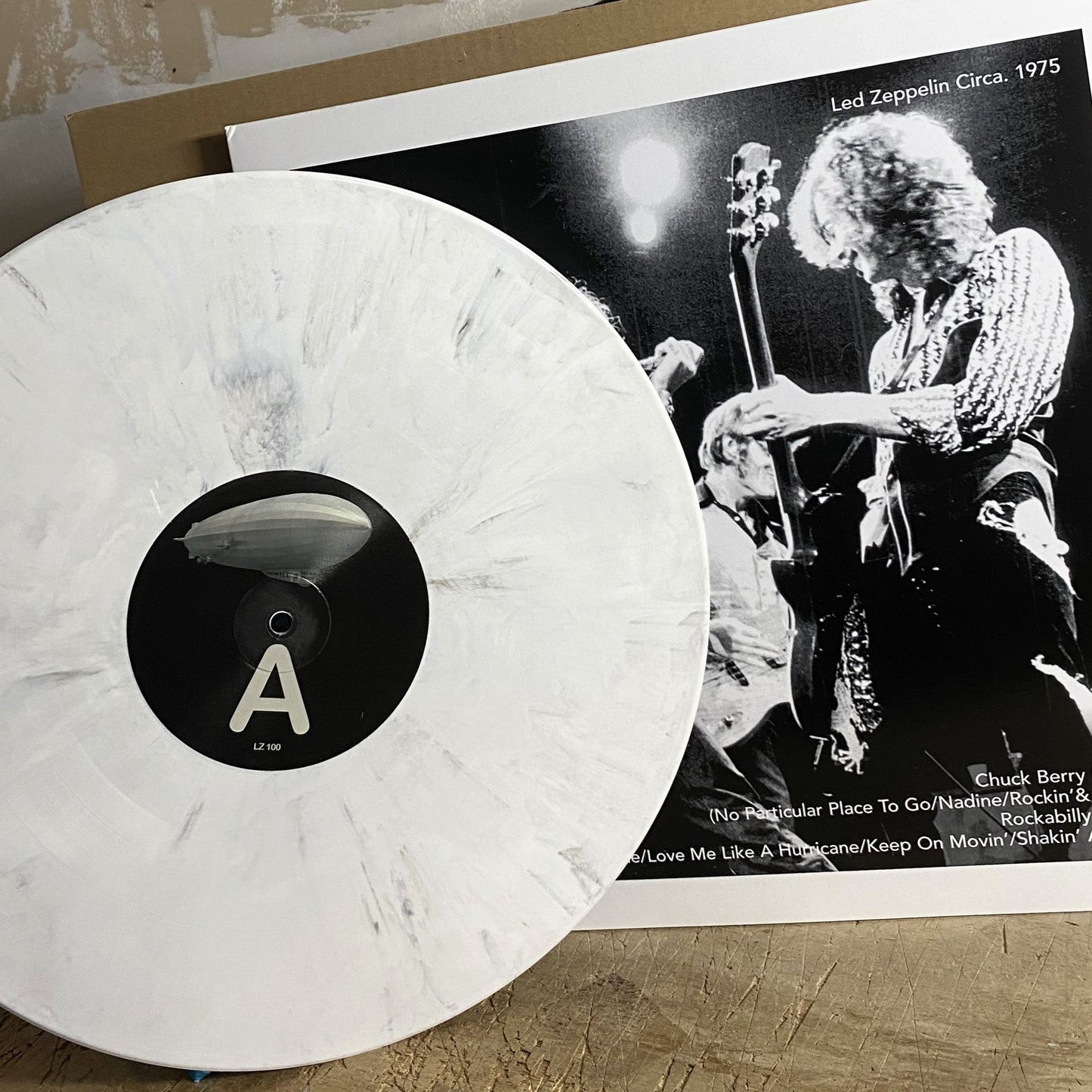 LED ZEPPELIN – Led Zeppelin Circa. 1975 LP (smoky white/gray splatter vinyl)