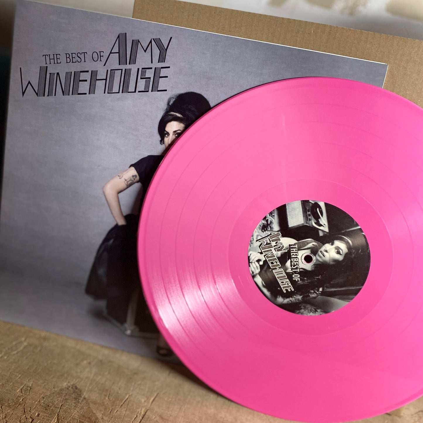 AMY WINEHOUSE – The Best Of Amy Winehouse LP (pink vinyl)