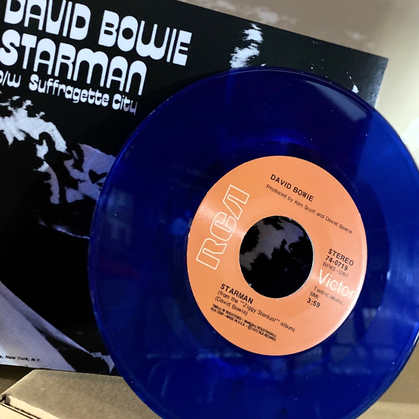DAVID BOWIE – Starman / Suffragette City 7" (blue translucent vinyl)