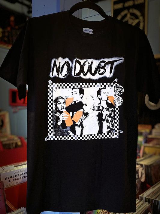NO DOUBT | Milk Drinkin' T-Shirt