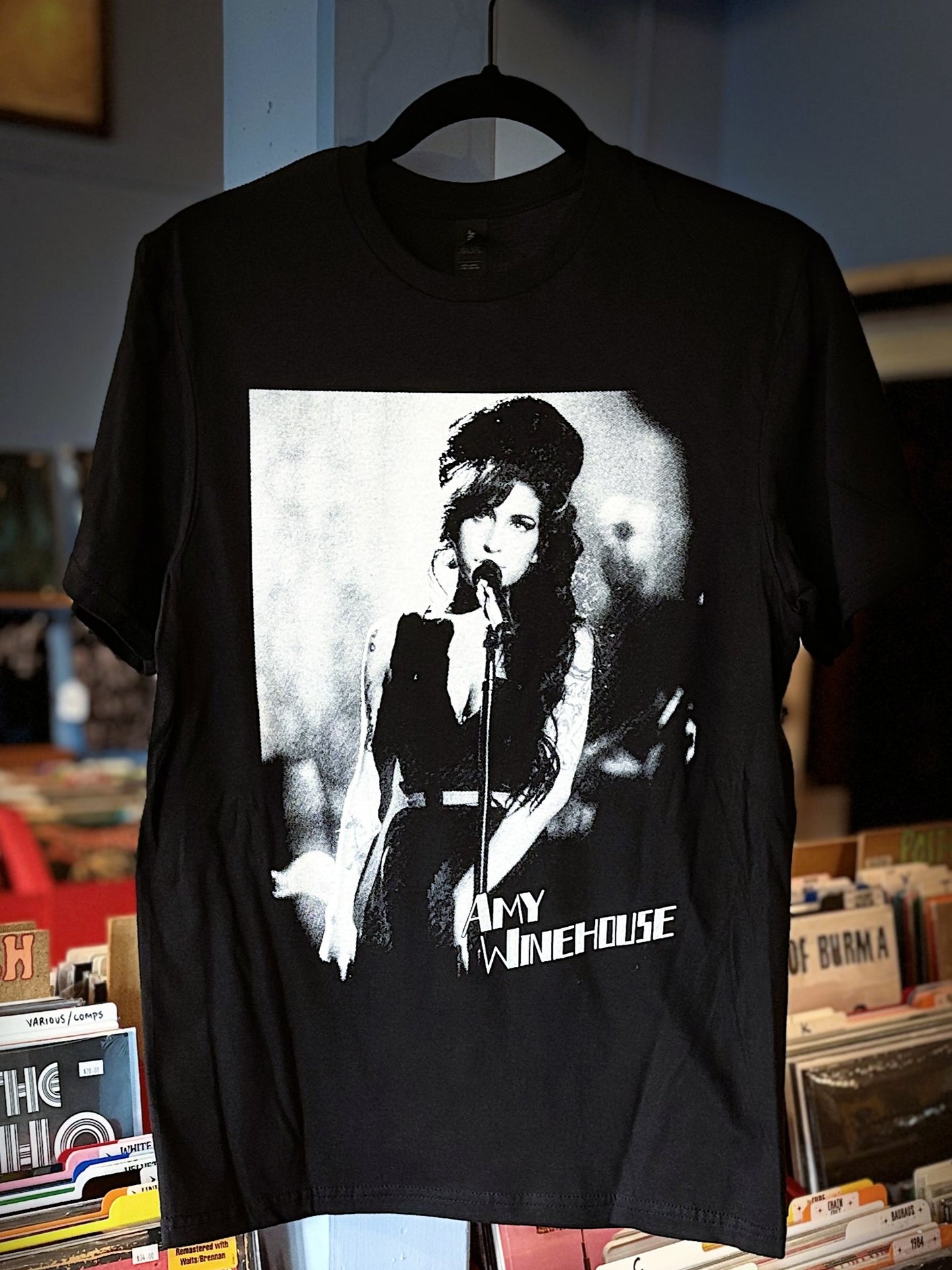AMY WINEHOUSE | Crooner T-Shirt