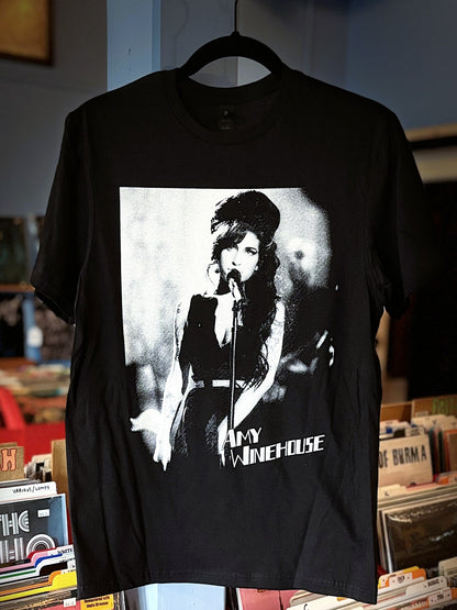 AMY WINEHOUSE | Crooner T-Shirt