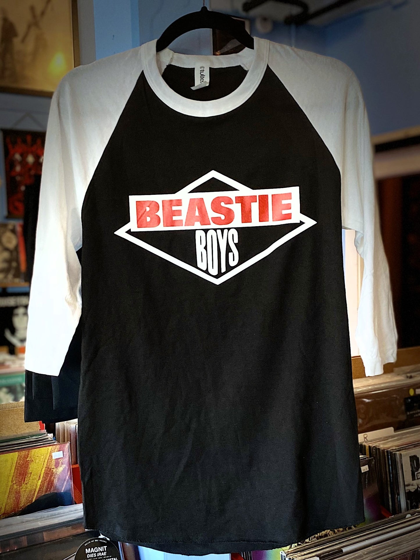 BEASTIE BOYS | Diamond Logo Raglan