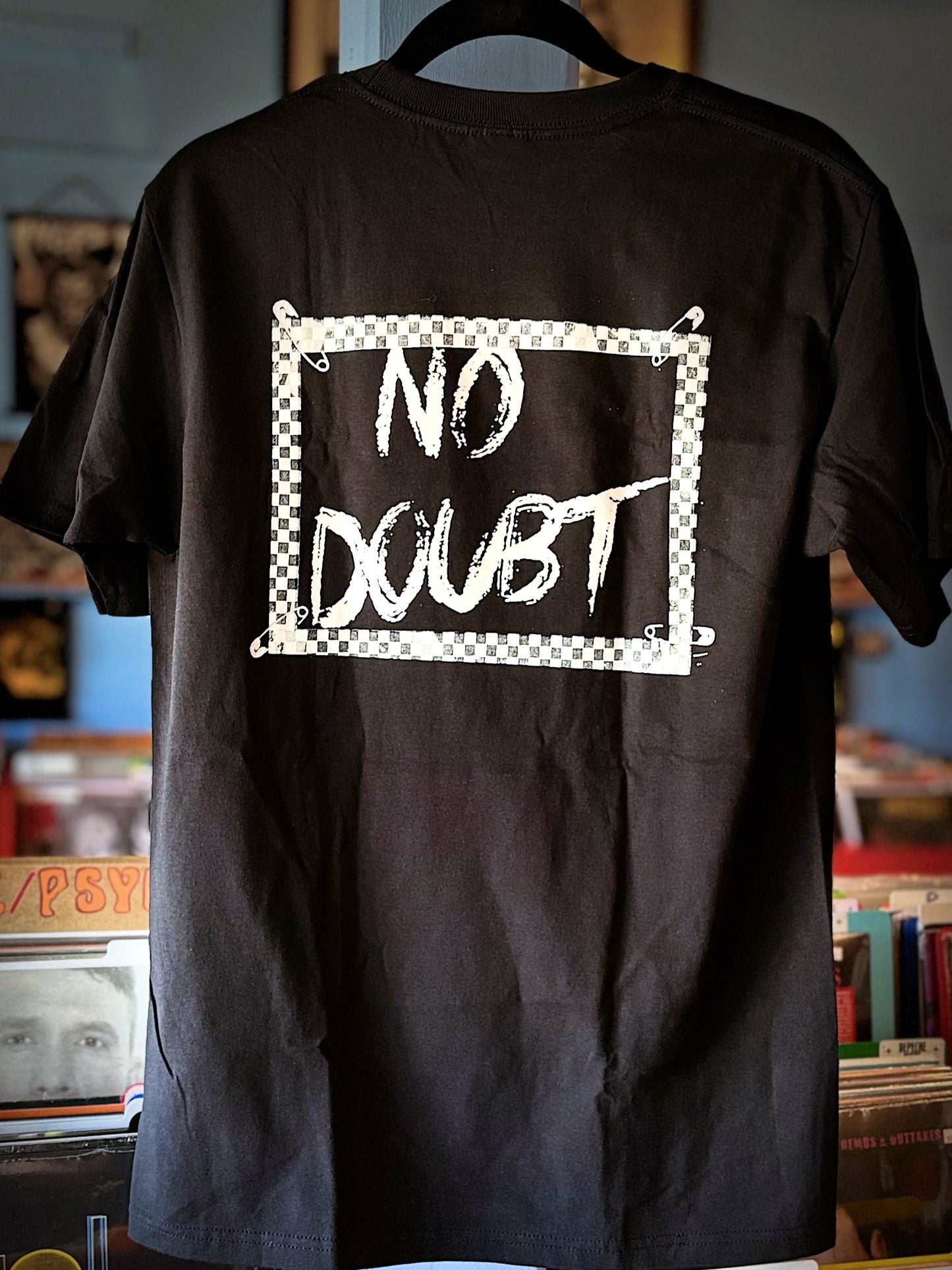 NO DOUBT | Milk Drinkin' T-Shirt