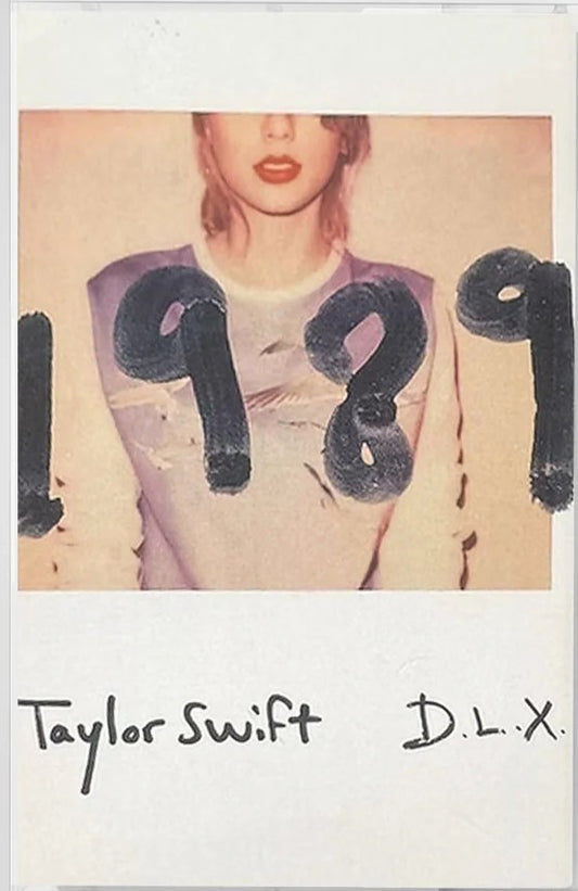 TAYLOR SWIFT – 1989 D.L.X. Cassette