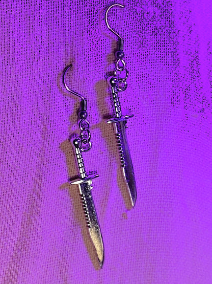 Bowie Knife Earring (Serrated)